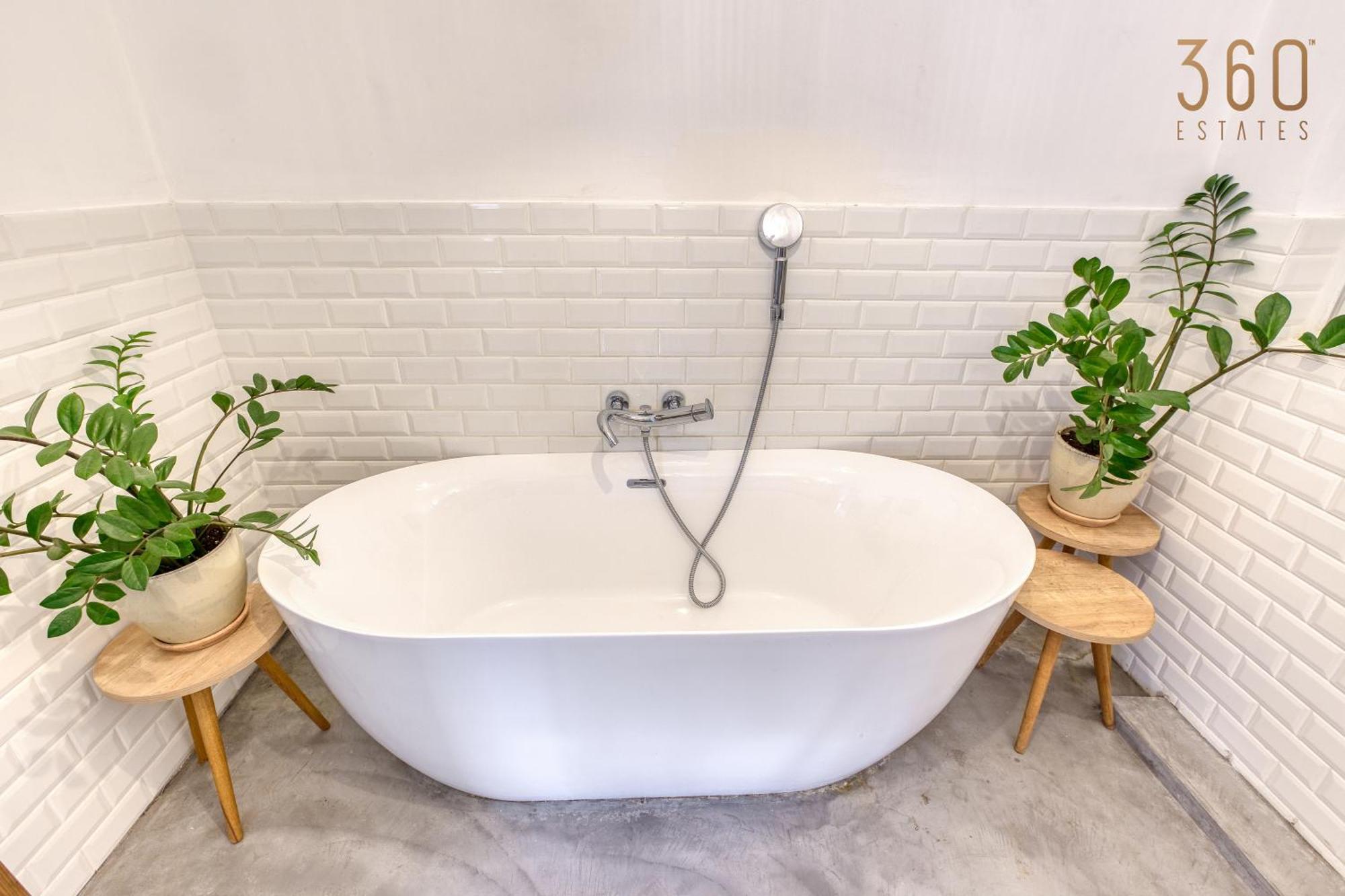 Apartment Designer 1br With Private Balcony In By 360 Estates *