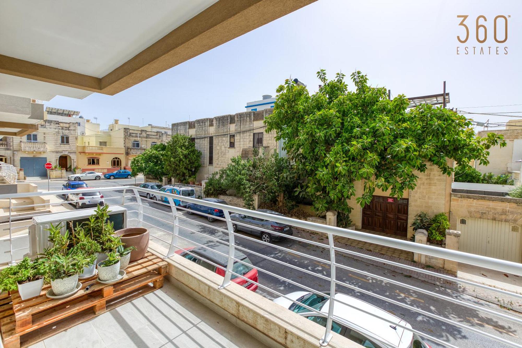 Apartment Designer 1br With Private Balcony In By 360 Estates *